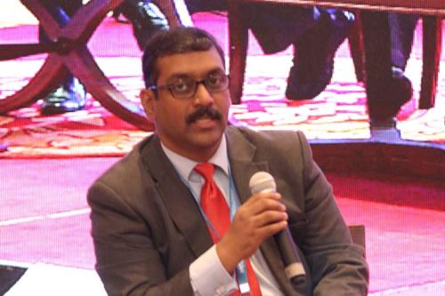 The Session is being moderated by Mr Badhri Iyengar, Managing Director, Smith & Nephew India at MTaI MedTekon 2018 